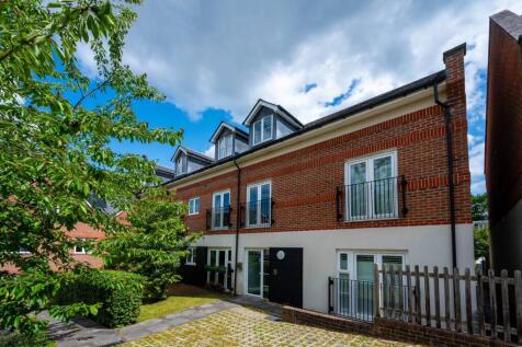 Weatherill Close, Guildford, GU1 2 bed flat for sale