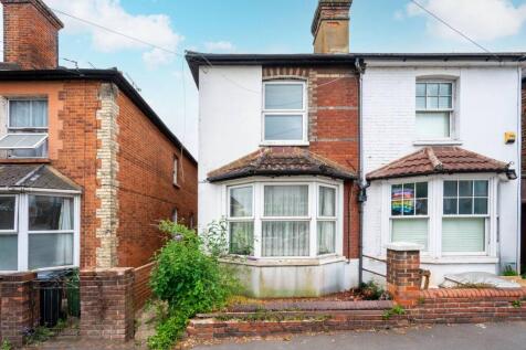 Guildford Park Road, Guildford, GU2 2 bed semi