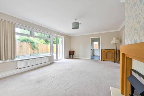 Claron, Guildford, GU2 2 bed bungalow for sale