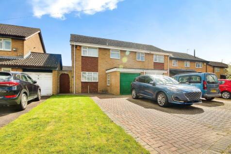 Carters Orchard, Quedgeley... 3 bed semi