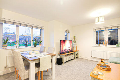 Millstone Way, Gloucester, GL1 2 bed flat for sale