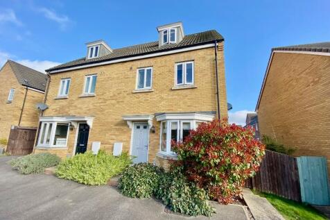 4 bedroom semi-detached house for sale