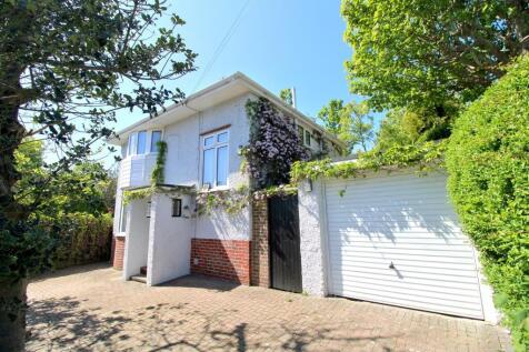 Vale Road, Seaford 3 bed detached house for sale