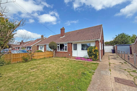 3 bedroom semi-detached bungalow for sale