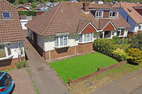 3 bedroom semi-detached bungalow for sale