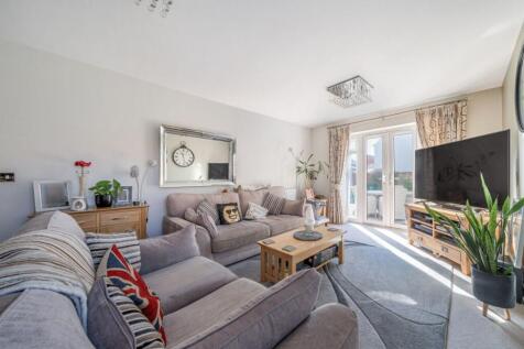 Braeburn Way, Cranfield, Bedford 4 bed detached house for sale
