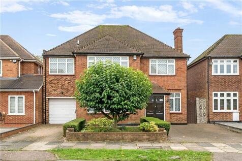 Brockley Avenue, Stanmore, Middlesex 5 bed detached house for sale