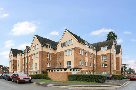 Capel Crescent, Stanmore, Middlesex 2 bed apartment for sale