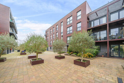 Unwin Way, Stanmore 1 bed apartment for sale