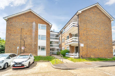 White House Drive, Stanmore 2 bed apartment for sale