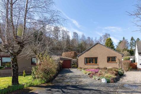46 Fonab Crescent, Pitlochry PH16 5SR 3 bed detached house for sale