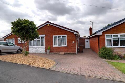 Highfield Road, Stafford ST18 2 bed detached bungalow for sale