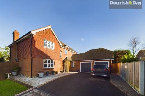 Meadowbank Avenue, Stafford ST18 5 bed detached house for sale