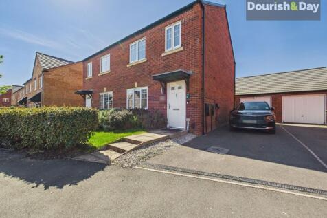 3 bedroom semi-detached house for sale