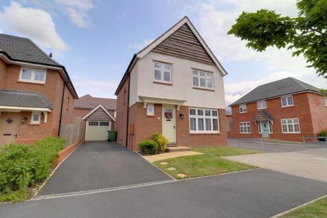 Audlem Road, Stafford ST18 3 bed detached house for sale