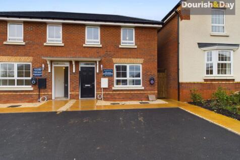 3 bedroom semi-detached house for sale