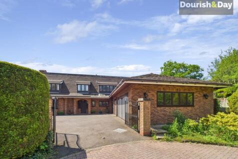 Rowley Avenue, Stafford ST17 5 bed detached house for sale
