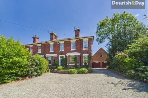 5 bedroom semi-detached house for sale