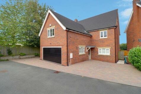 5 bedroom detached house for sale