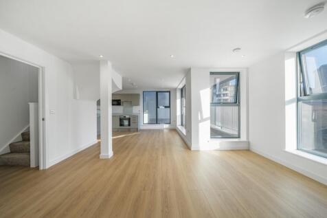 Staunton Street, London, SE8 3 bed apartment for sale