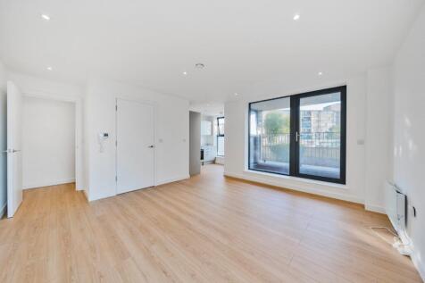Staunton Street, London, SE8 2 bed apartment for sale