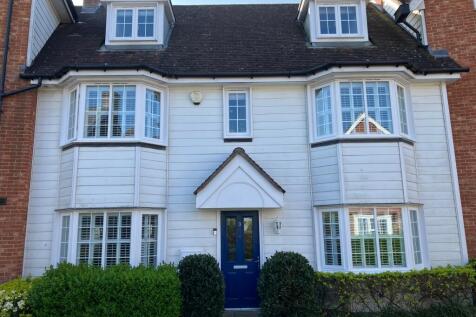 4 bedroom terraced house for sale