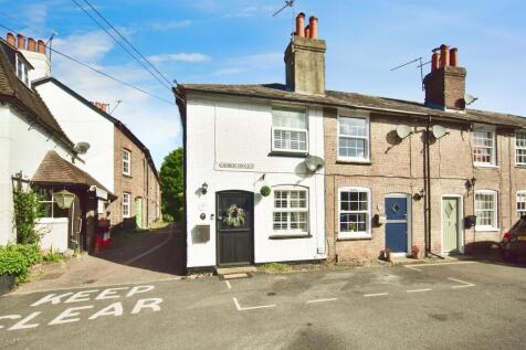 2 bedroom end of terrace house for sale
