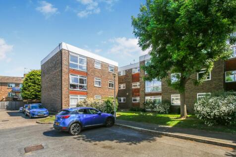 Glena Mount, Sutton SM1 2 bed flat for sale