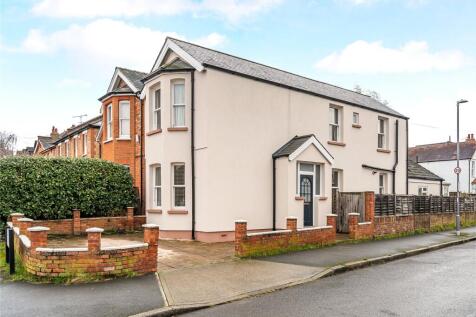 Ellerton Road, Surbiton KT6 3 bed detached house for sale