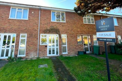 Waleton Acres, Carew Road... 3 bed terraced house for sale