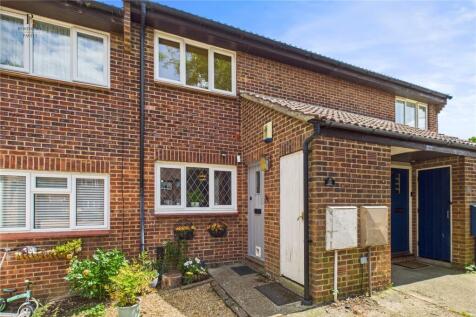 Sunkist Way, South Wallington, SM6 2 bed maisonette for sale