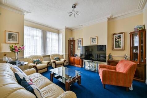 London Road, Isleworth, TW7 4 bed semi