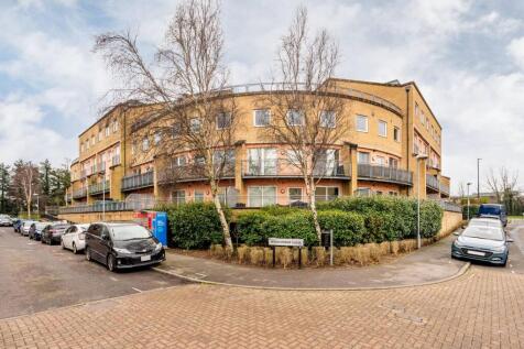 Wooldridge Close, Feltham, TW14 2 bed maisonette for sale