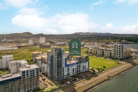 3 bedroom flat for sale