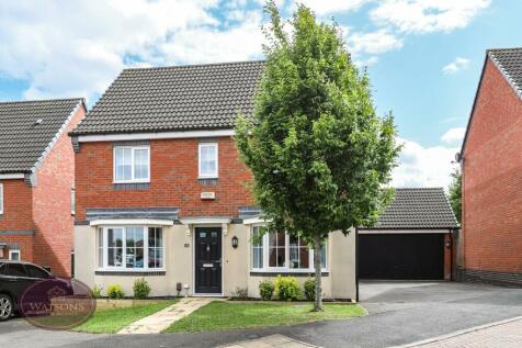 4 bedroom detached house for sale