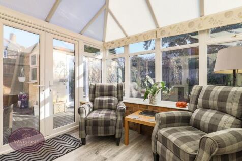 Bracebridge Drive, Nottingham, NG8 3 bed terraced house for sale