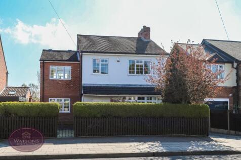 Garden Road, Hucknall, Nottingham, NG15 4 bed detached house for sale