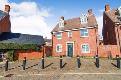 5 bedroom detached house for sale