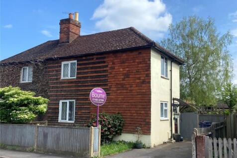 Furze Lane, Godalming, Surrey, GU7 3 bed semi