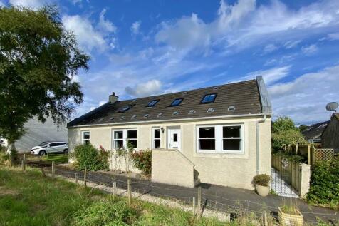 4 bedroom detached bungalow for sale