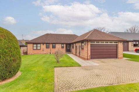 The Court, Whickham, Newcastle upon Tyne 4 bed detached bungalow for sale