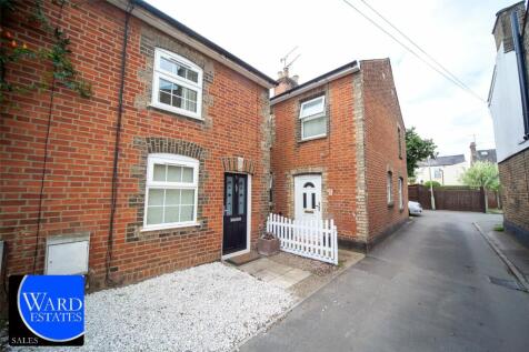 Davies Street, Herts SG13 2 bed end of terrace house for sale