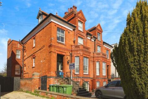 Old Bath Road, Cheltenham... 1 bed apartment for sale