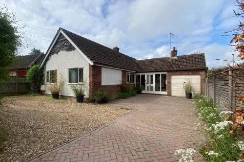 Church Street, Haslingfield, Cambridge 3 bed detached bungalow for sale