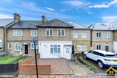 5 bedroom terraced house for sale