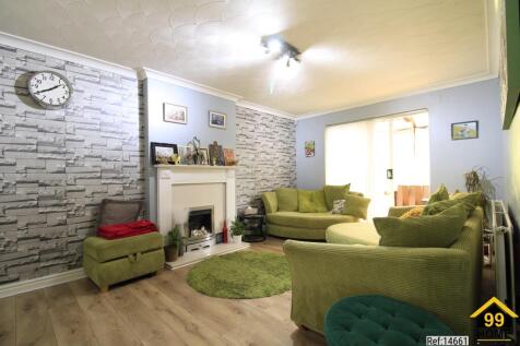 Brentwood Drive, Farnworth, Bolton, BL4 3 bed detached house for sale