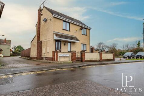 Mill Lane, Walton On The Naze 3 bed detached house for sale