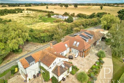 7 bedroom chalet for sale