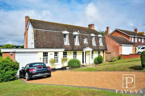 5 bedroom detached house for sale