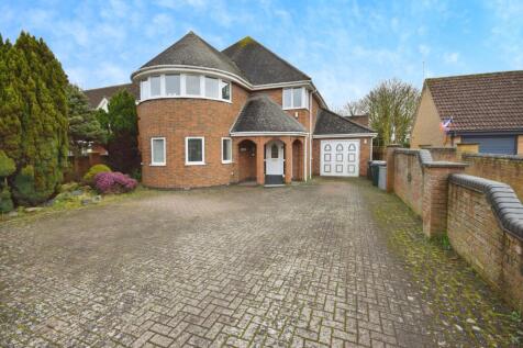 Derby Avenue, Skegness PE25 5 bed detached house for sale